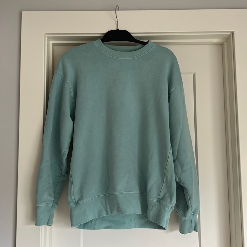 TNA by Aritiza crewneck